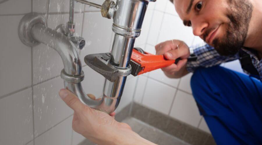 Professional same day plumber services in Bayside, TX